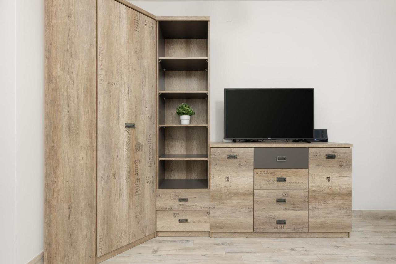 Studio Warsaw Wlochy 1 Sierpnia By Noclegi Renters Extérieur photo