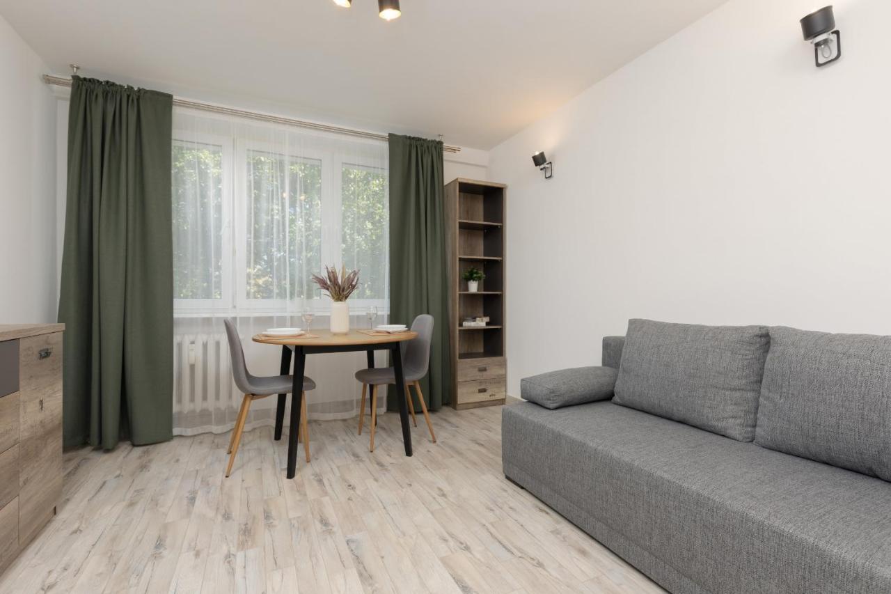 Studio Warsaw Wlochy 1 Sierpnia By Noclegi Renters Extérieur photo